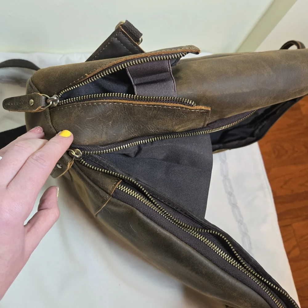 Brown Leather Men's Smart Messenger Crossbody Laptop Bag